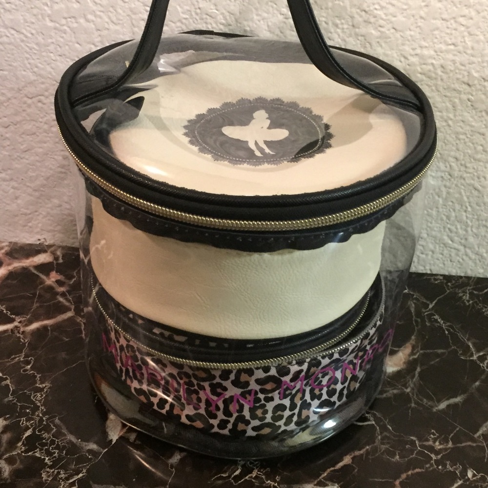 Marilyn Monroe Makeup Bag Set
